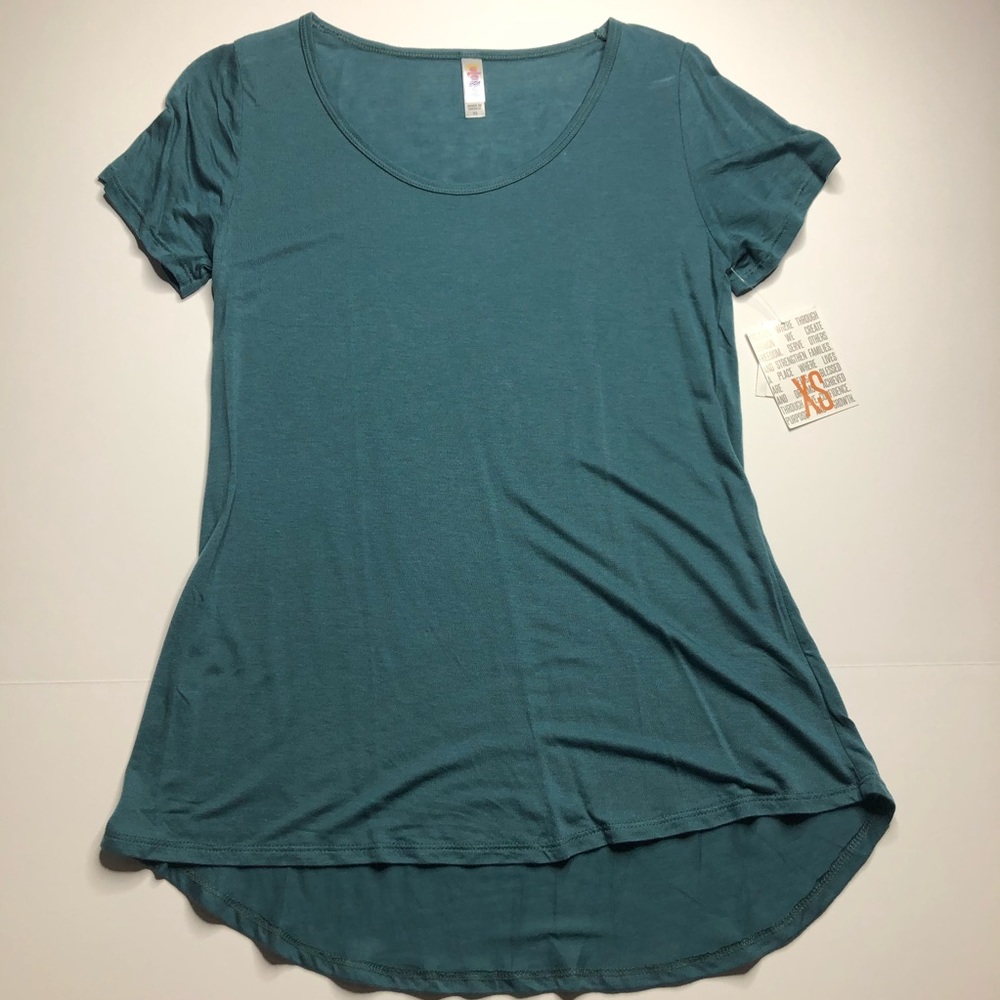 XS LuLaRoe Classic T-Shirt